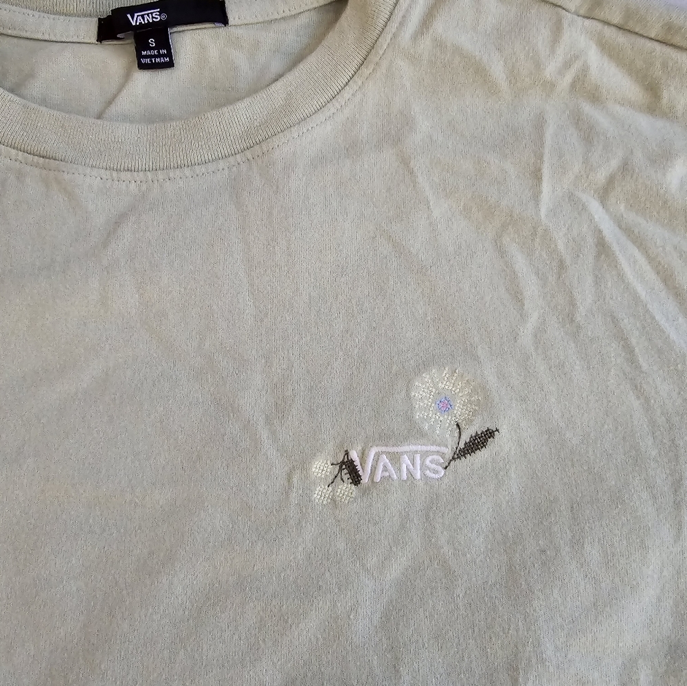 Light green small Vans crop tee